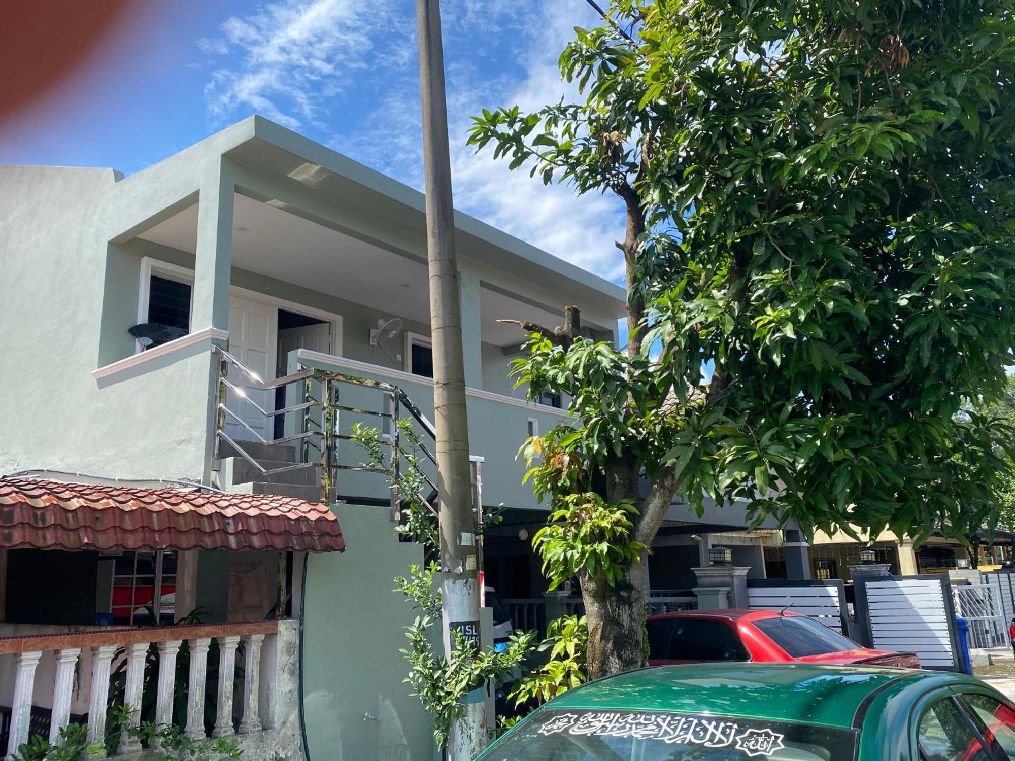 Cik Nik Roomstay Shah Alam